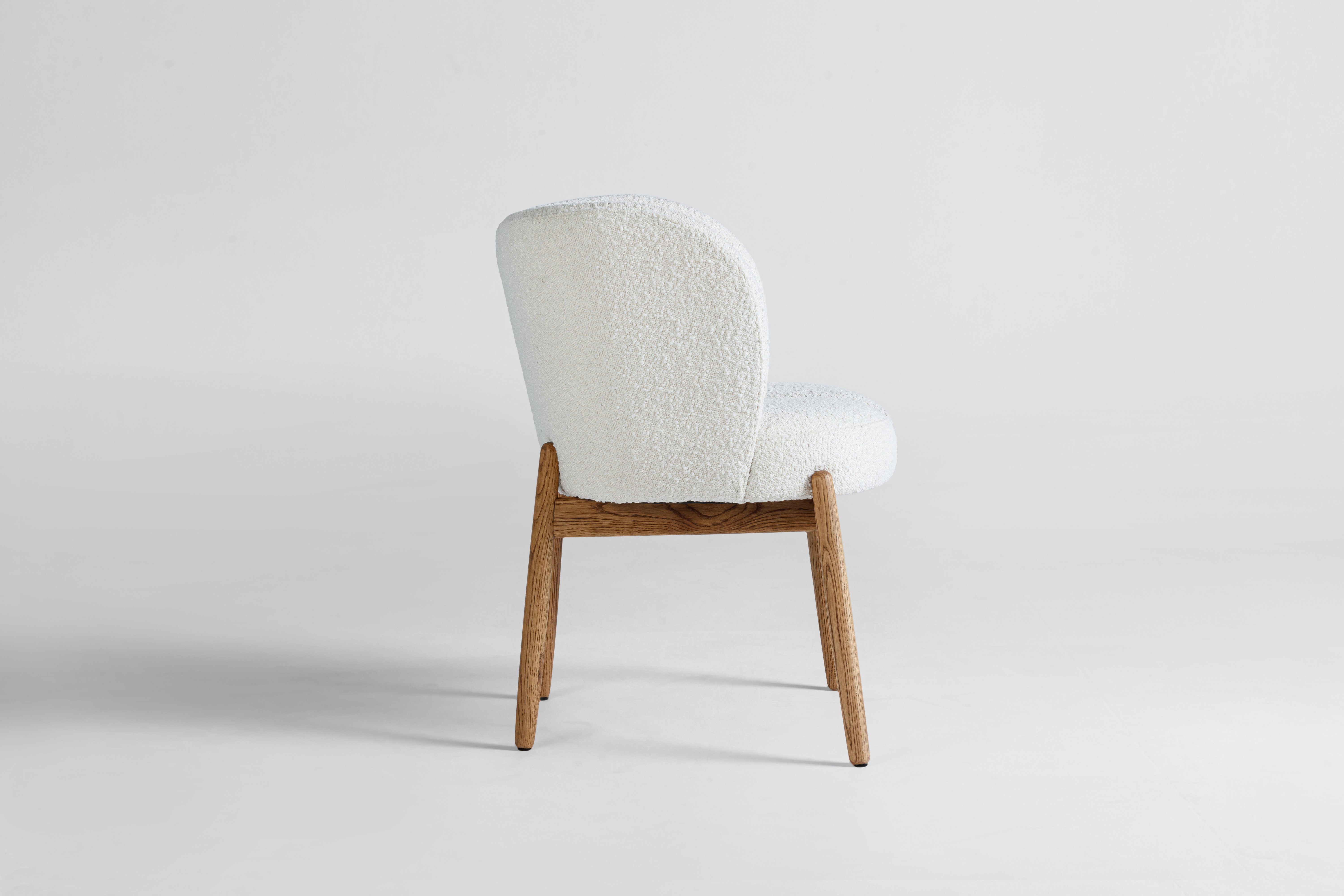 Shibuya dining chair with Solid natural oak frame, Olana Off White Fabric - image 3