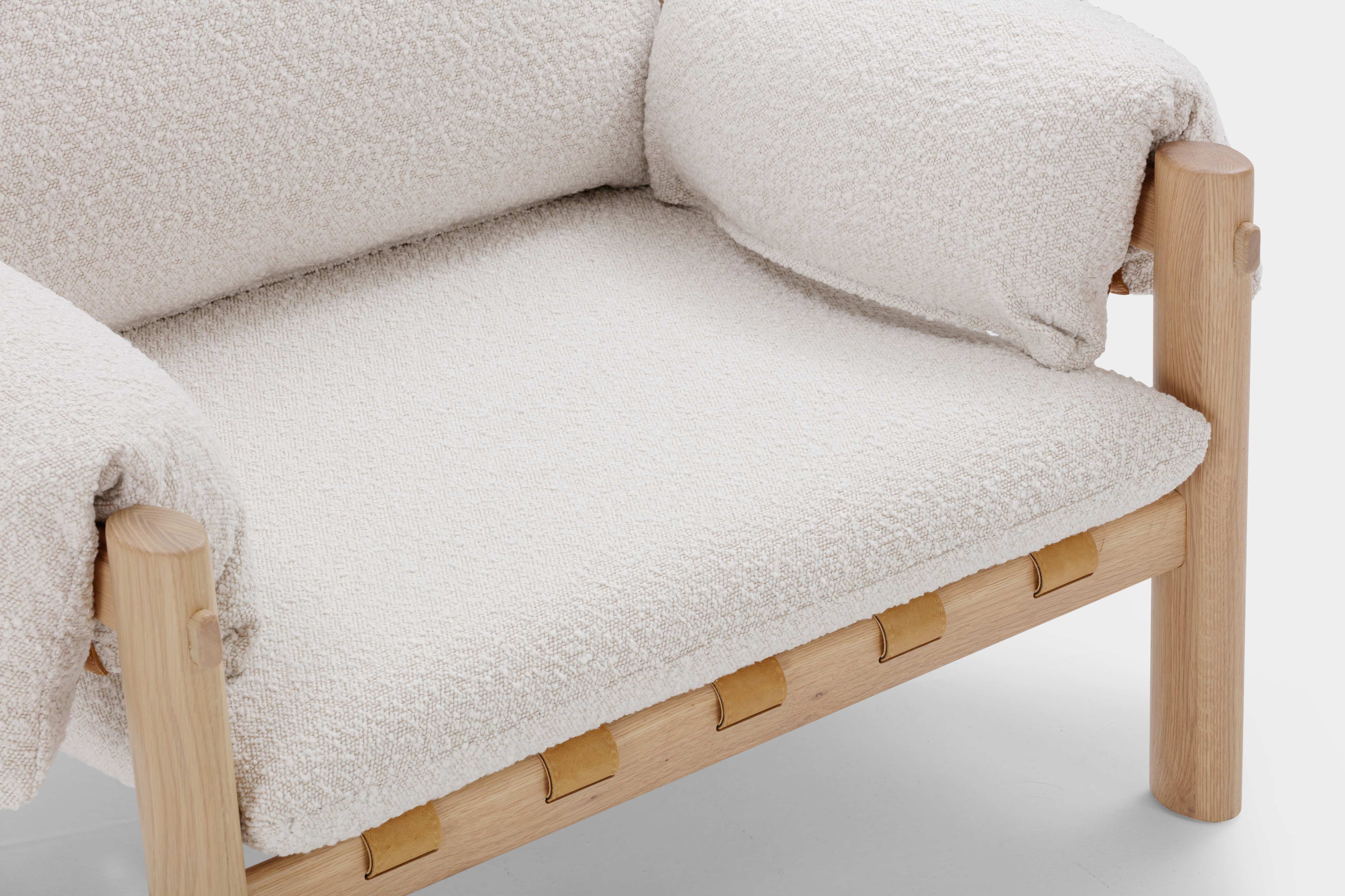 Abbe Lounge Chair with Solid natural oak frame, Olana Off White Fabric - image 4