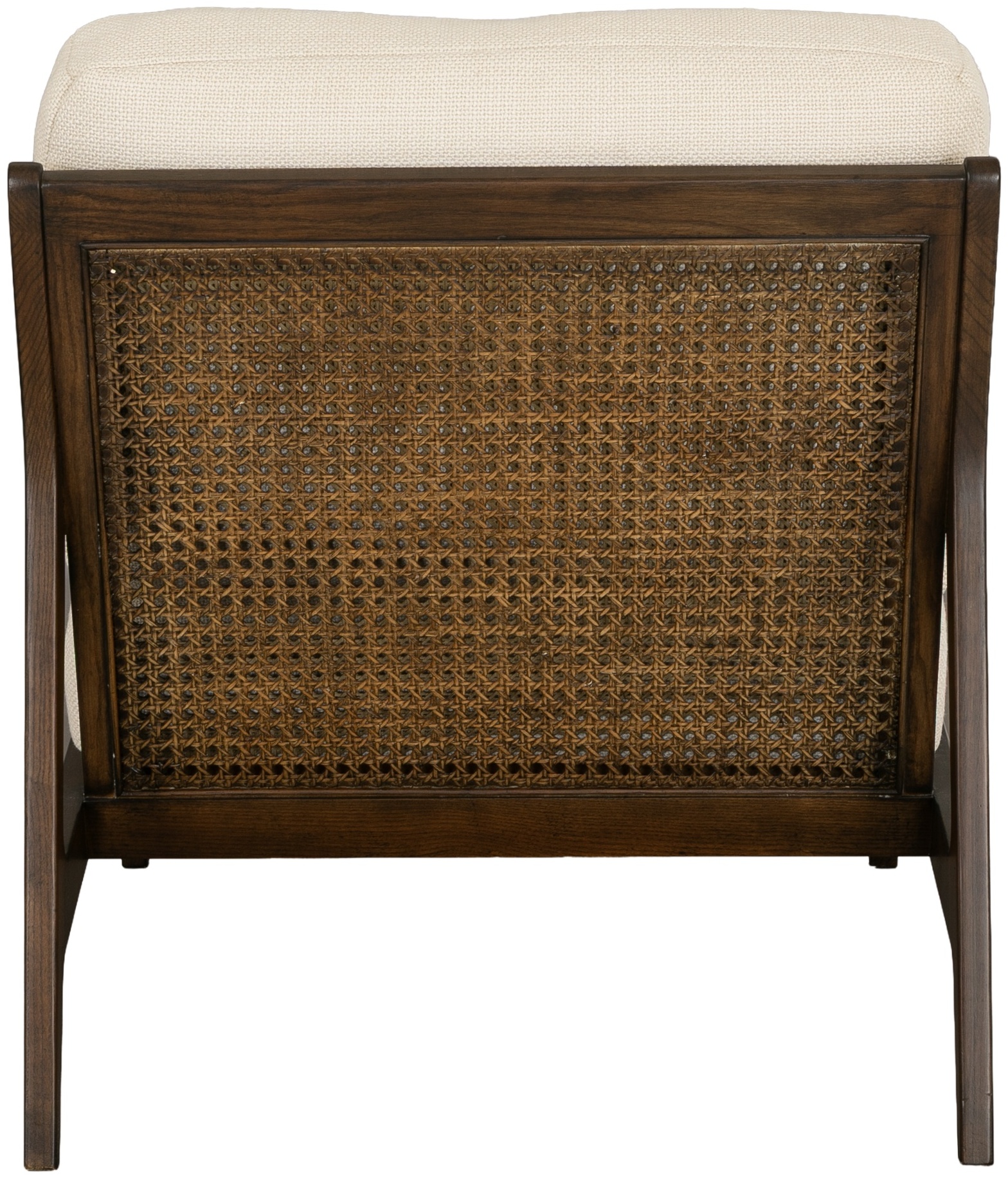 Poltrona Lucas con marco de rubberwood teñido de walnut, tela Bermuda Ivory. - image 4