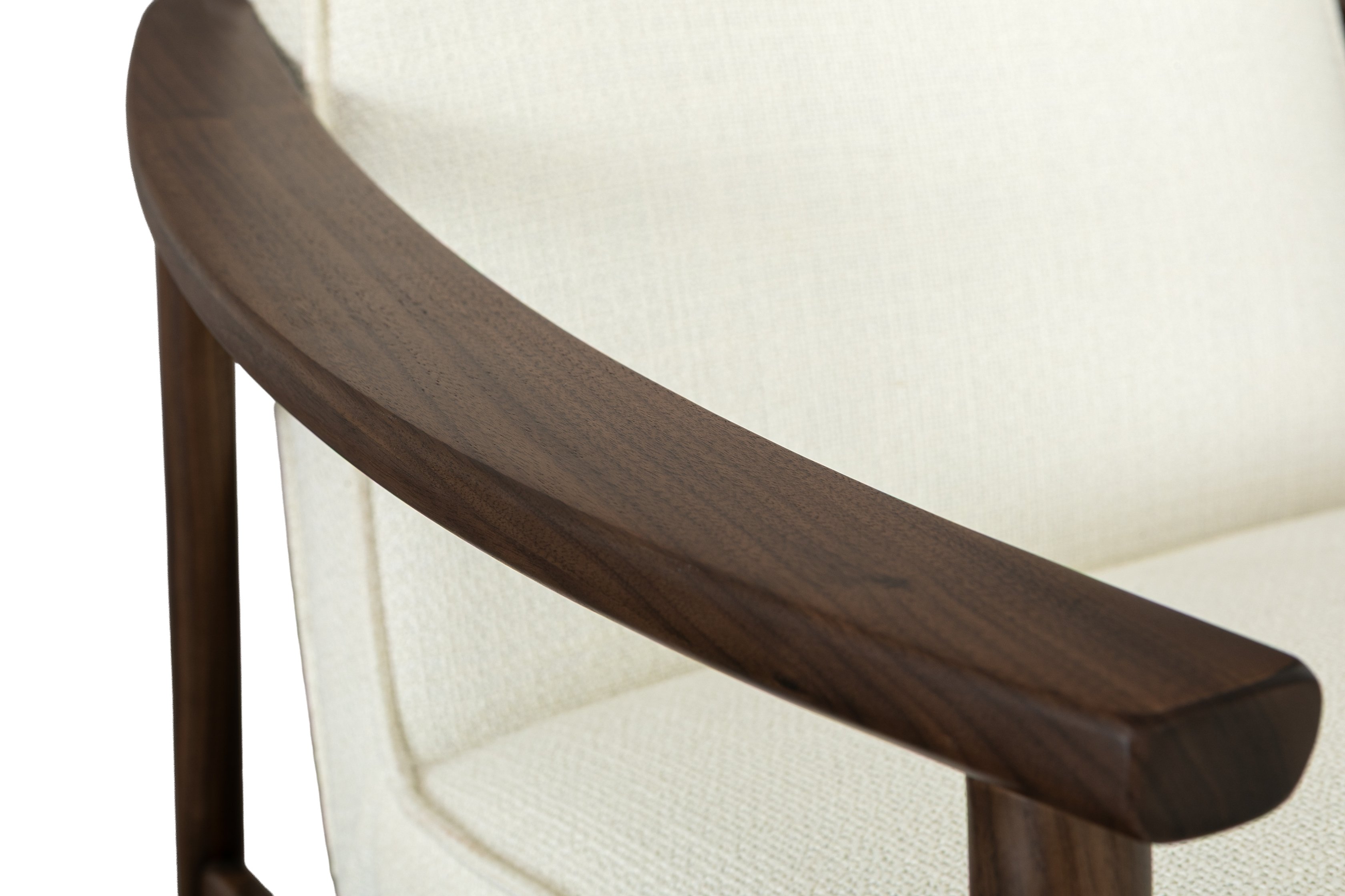 Poltrona Platos con marco de walnut natural sólido, tela Foucle. - image 3