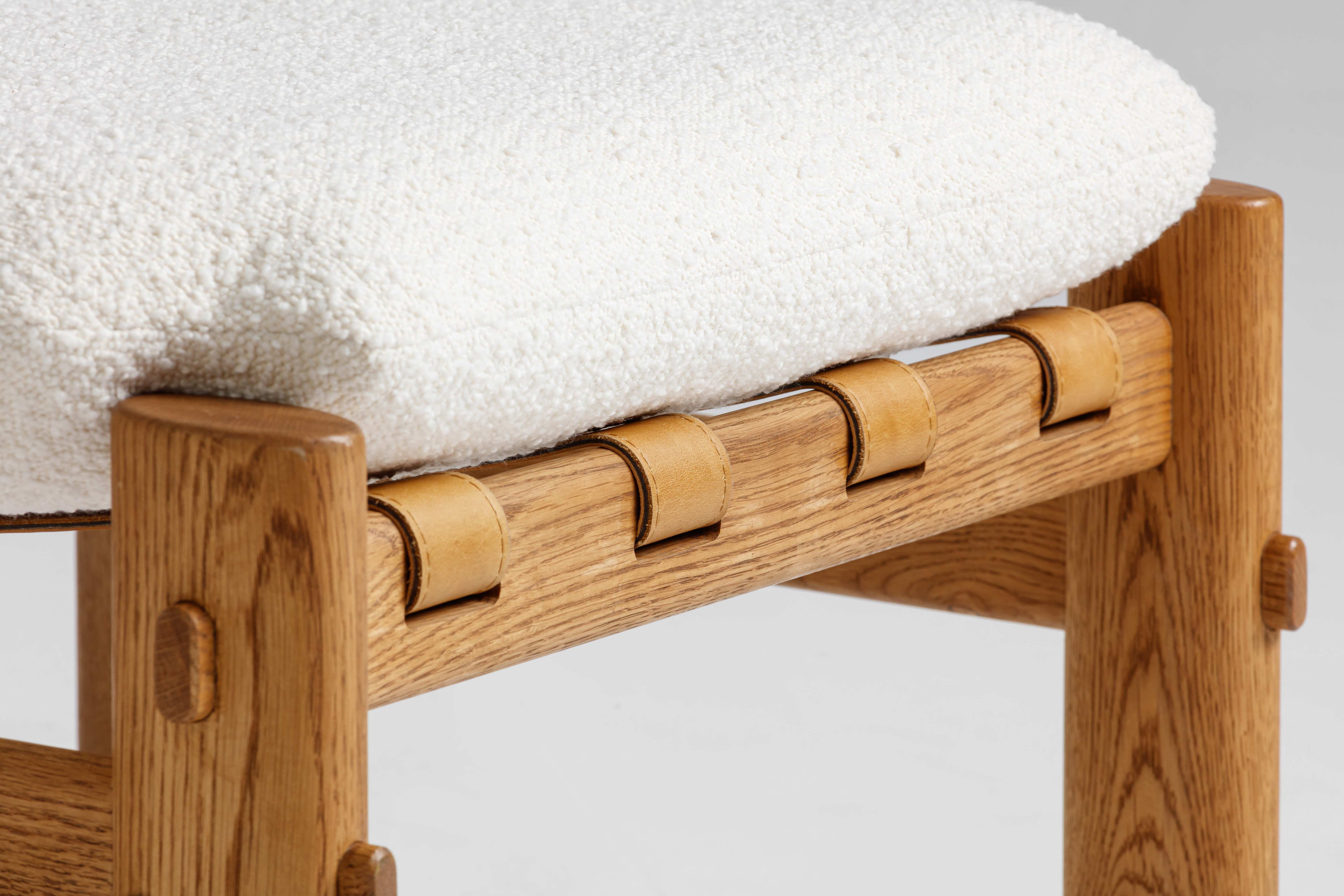 Abbe footrest with Solid natural oak frame, Olana Off White Fabric - image 4