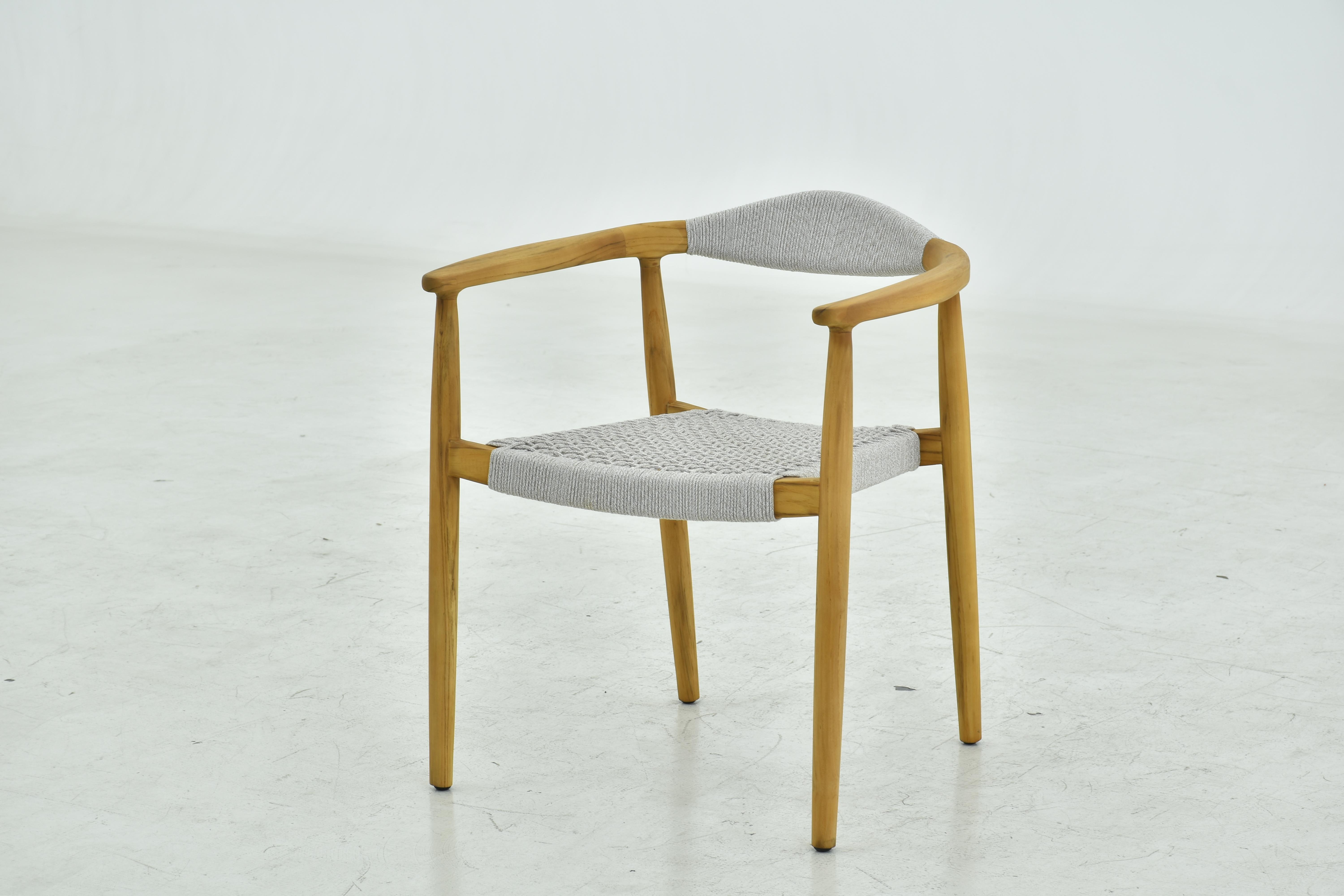 Silla de comedor President con marco de teca, tejido en gris claro. - image 1