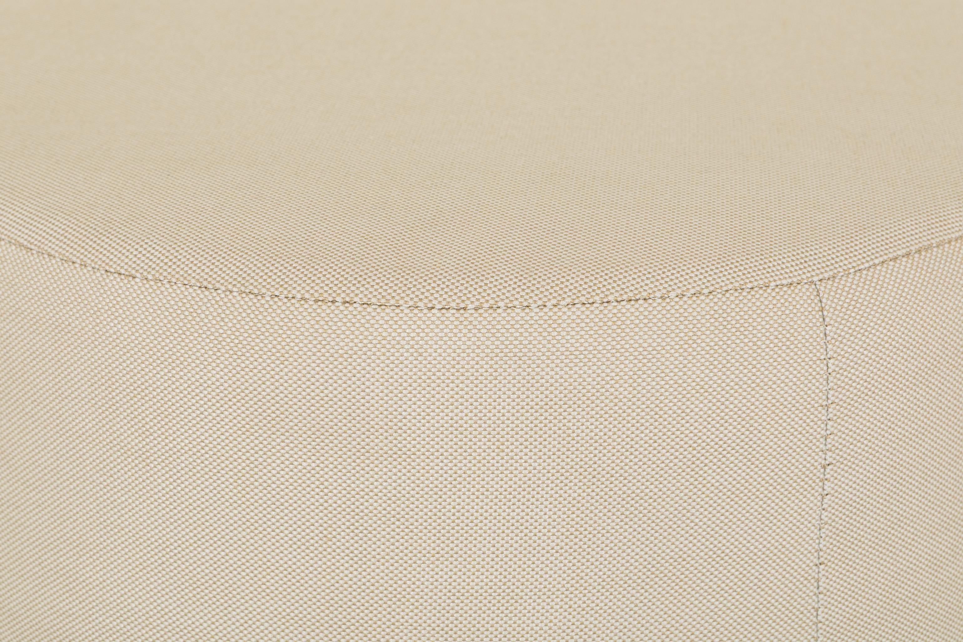 Boldo ottoman with AE2 Beige Fabric - image 4